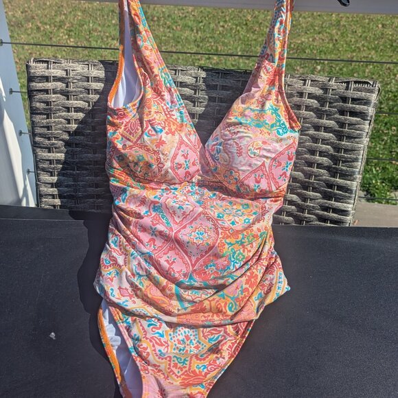 Lauren Ralph Lauren One Piece Bathing Suit-Size 8 - Picture 3 of 5